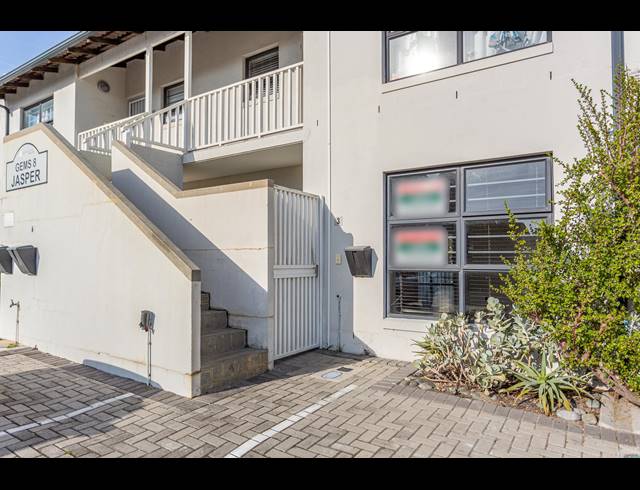 2 BEDROOM APARTMENT FOR SALE IN BURGUNDY ESTATE